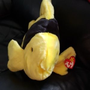TY beanie buddy "Bubbles" fish.
